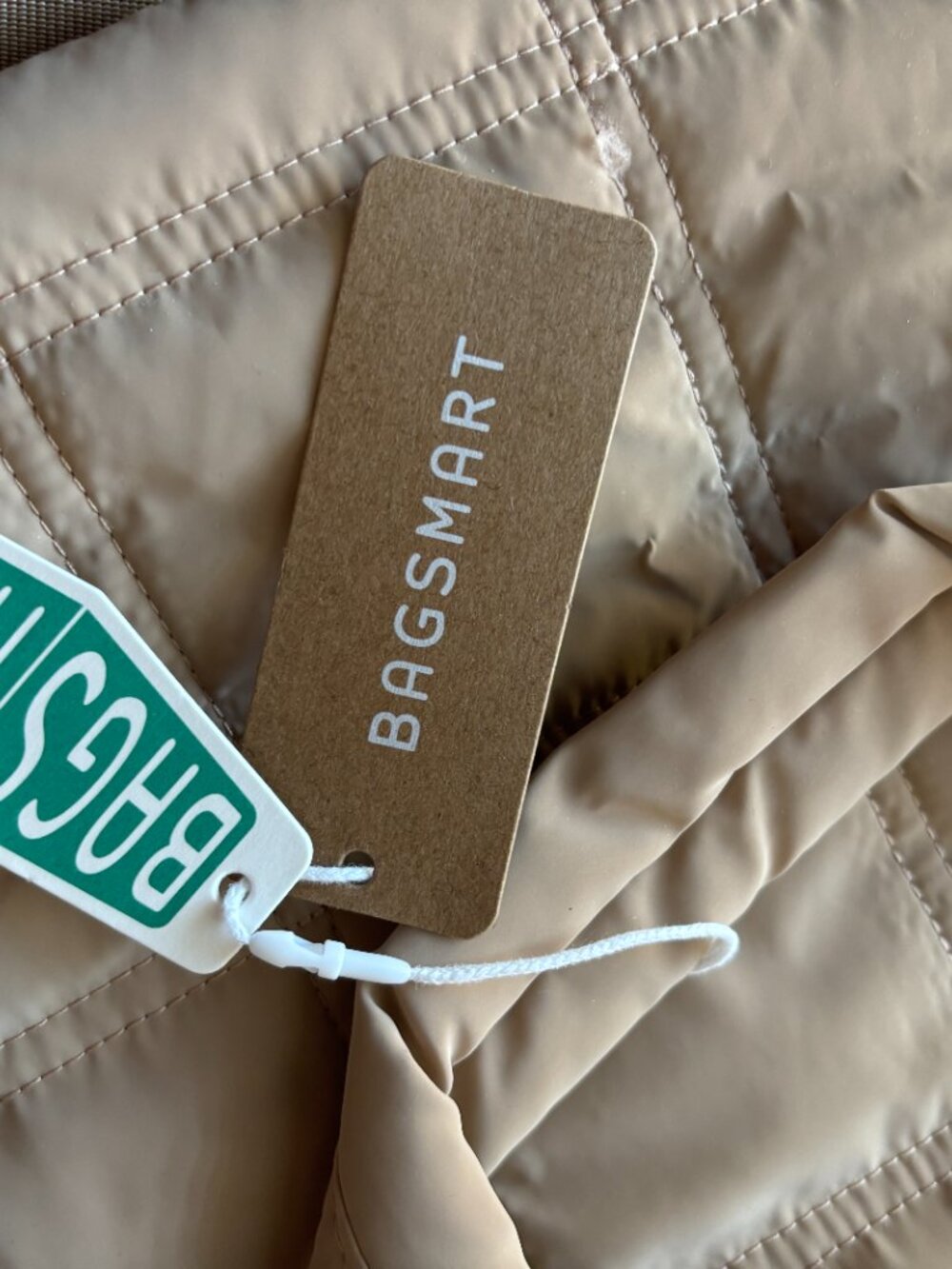 NWT BAGSMART Beige Quilted Puffy Tote Bag - Picture 4 of 5